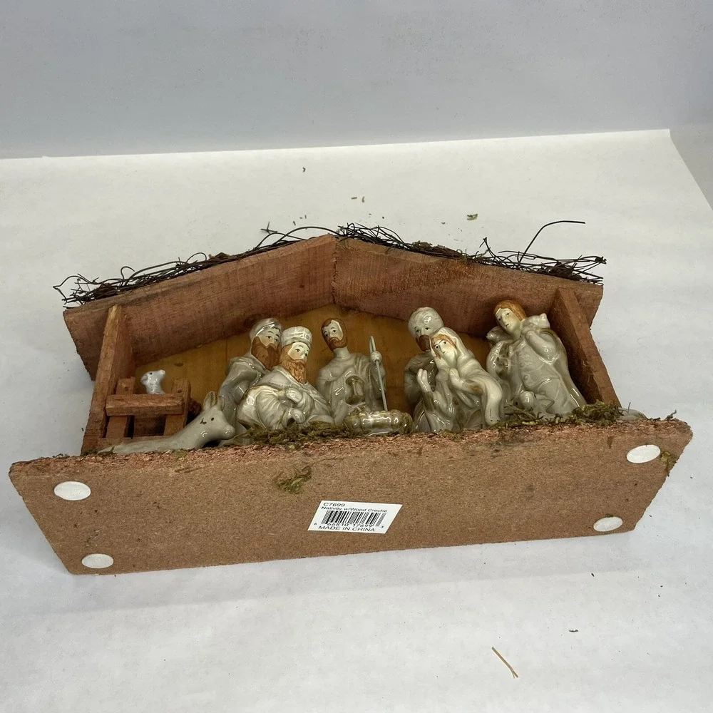 Nativity Set Porcelain Fixed Figures Wooden Creche C7699 In Box Appx 12